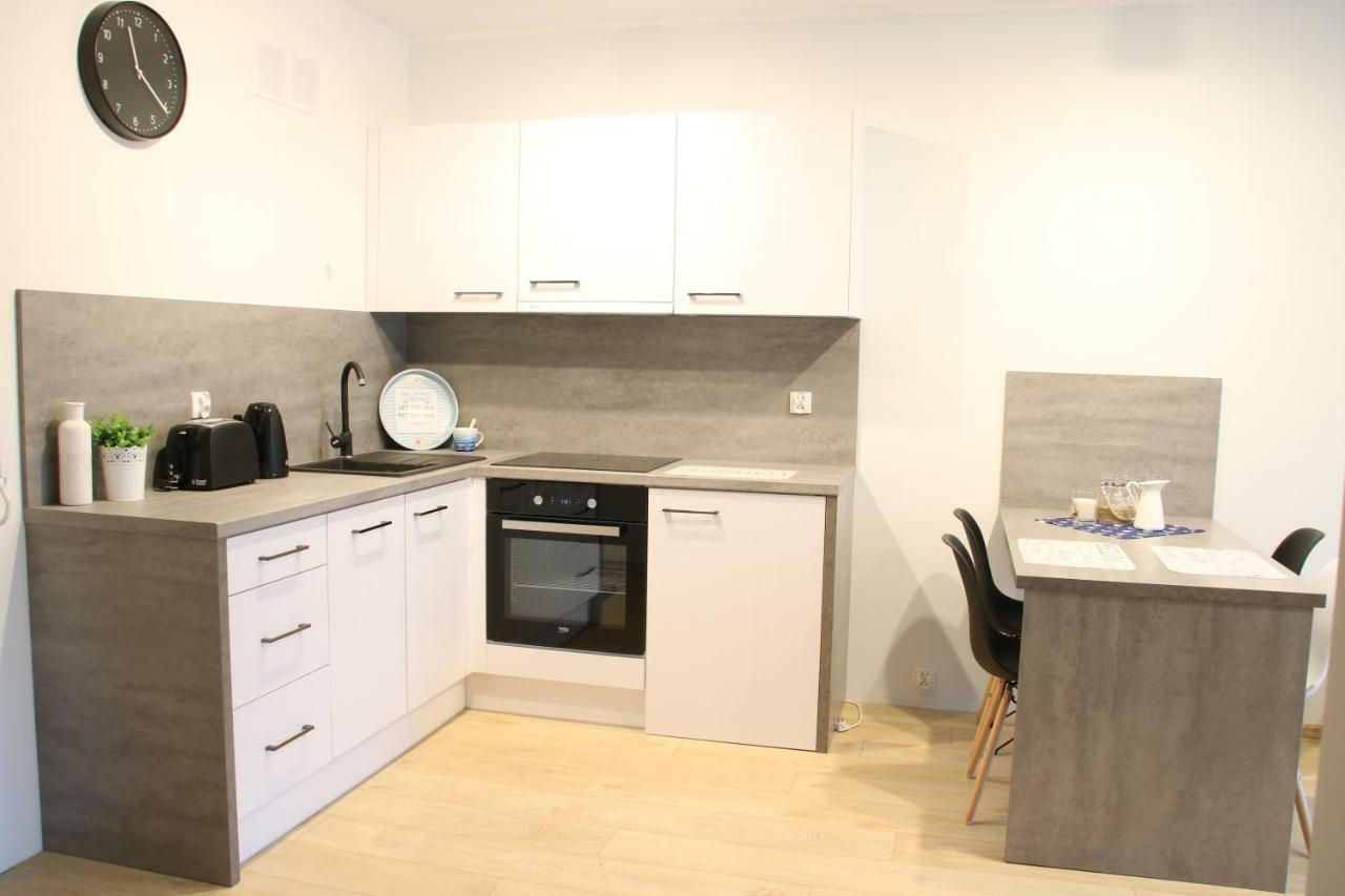Apartament 4 Seasons- Basen Wewnetrzny,Jacuzzi,Sauna,Silownia I Kulkoland W Cenie!!! Kołobrzeg Extérieur photo