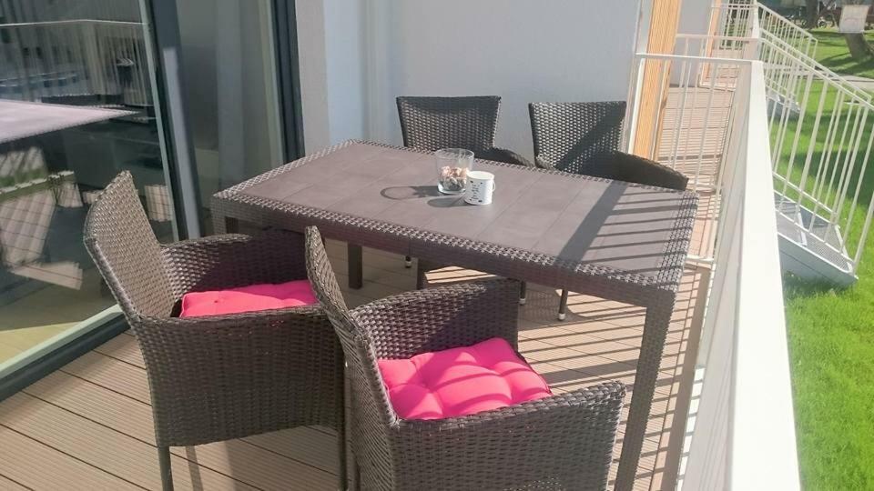Apartament 4 Seasons- Basen Wewnetrzny,Jacuzzi,Sauna,Silownia I Kulkoland W Cenie!!! Kołobrzeg Extérieur photo